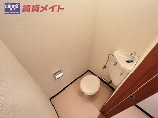 伊勢中川駅 徒歩7分 2階の物件内観写真